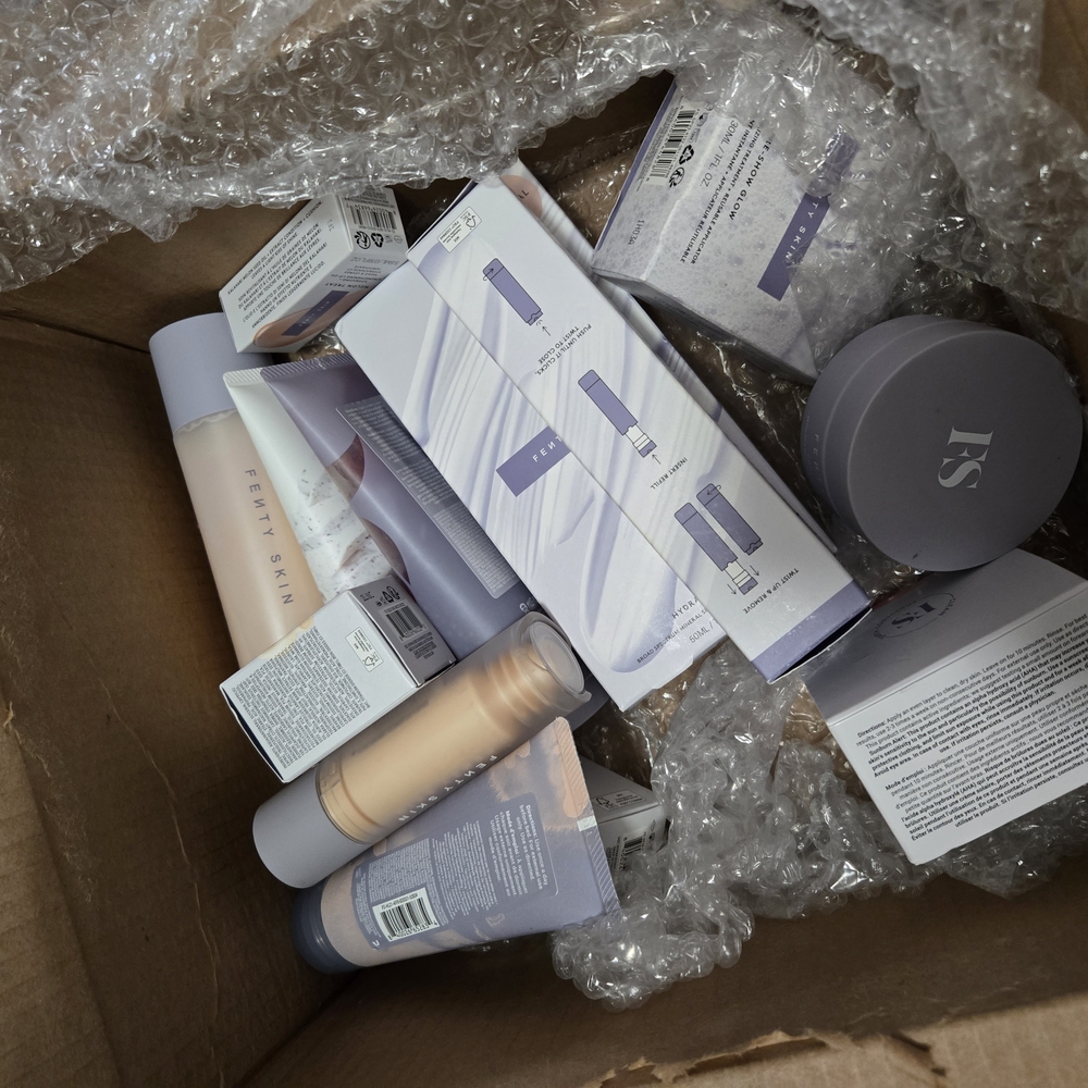 Fenty Skin Hydra Vizor Mineral SPF Moisturizer